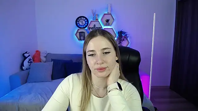 SabrinViolet online show from 03/30/26, 08:05