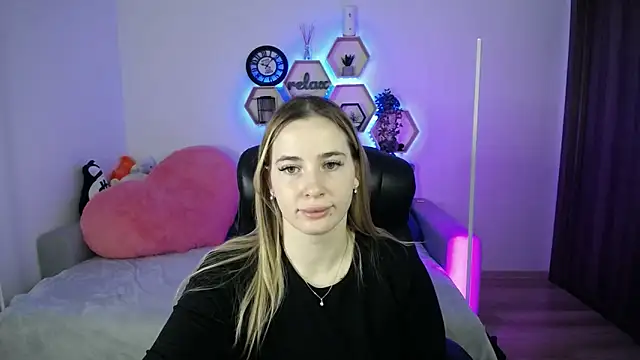 Snapshot of SabrinViolet chatting on 02/24/26, 09:10 SabrinViolet online show from 02/24/26, 09:10