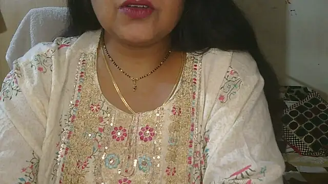 Cute Ruhi99 online show from 11/23/25, 10:03