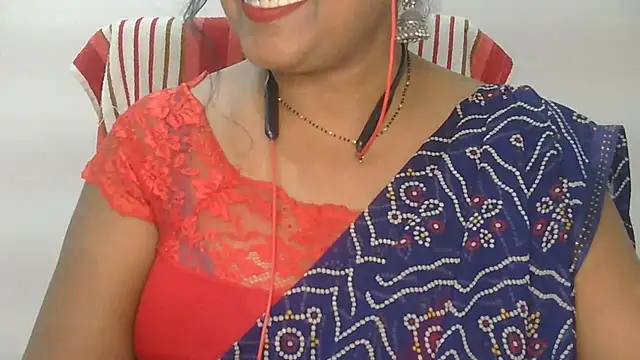 Snapshot of Cute_Ruhi99 chatting on 07/06/26, 08:54 Cute Ruhi99 online show from 07/06/26, 08:54