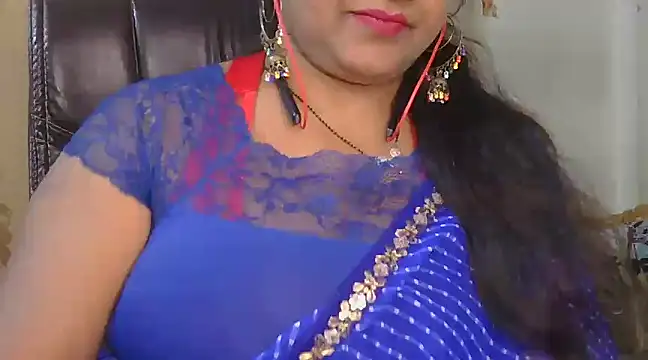 Snapshot of Cute_Ruhi99 chatting on 03/07/25, 11:18 Cute Ruhi99 online show from 03/07/25, 11:18