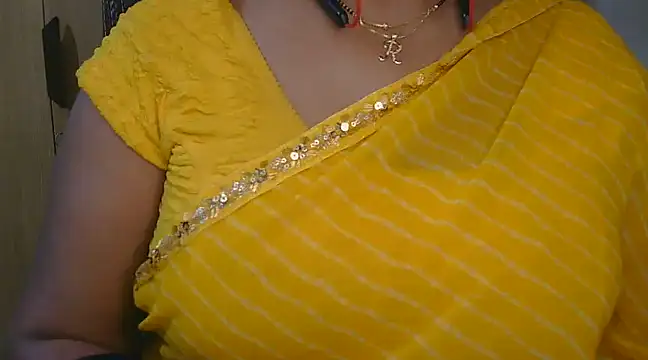 Snapshot of Cute_Ruhi99 chatting on 02/27/25, 01:07 Cute Ruhi99 online show from 02/27/25, 01:07