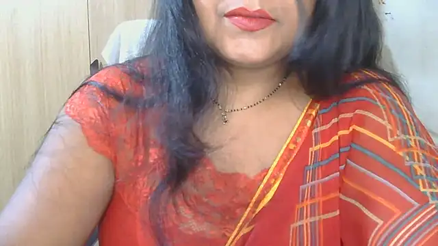 Snapshot of Cute_Ruhi99 chatting on 10/07/25, 09:10 Cute Ruhi99 online show from 10/07/25, 09:10
