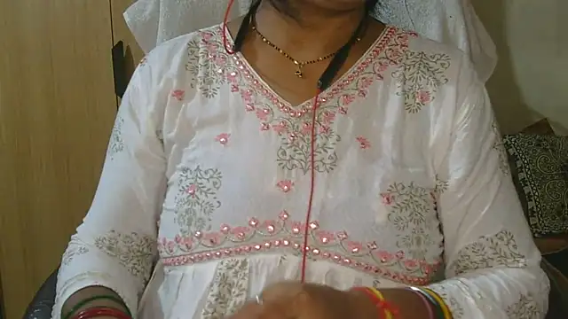 Snapshot of Cute_Ruhi99 chatting on 09/29/25, 07:15 Cute Ruhi99 online show from 09/29/25, 07:15