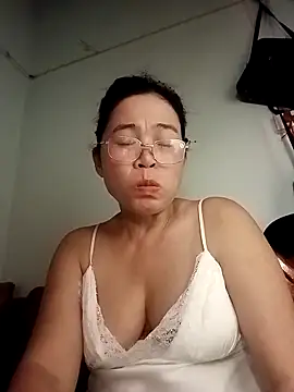Sexy-asslove90 online show from 09/19/25, 06:12