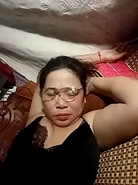 Sexy-asslove90 online show from 10/19/25, 06:38