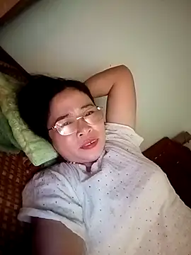 Sexy-asslove90 online show from 10/09/25, 08:37