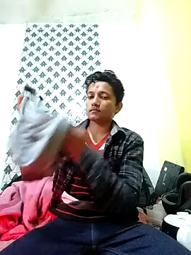 Indiandaddy11 online show from 12/15/25, 06:36