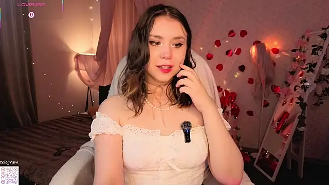 lilly Cherry  online show from 05/08/26, 11:14