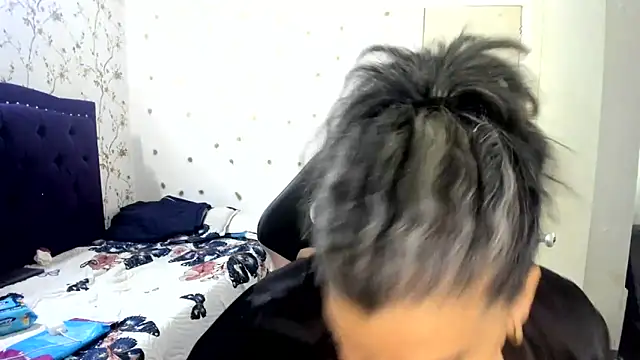 vikyadams online show from 05/31/26, 06:08