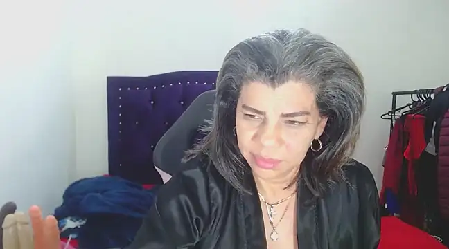 vikyadams online show from 03/22/25, 08:51