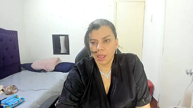 vikyadams online show from 10/25/25, 11:20