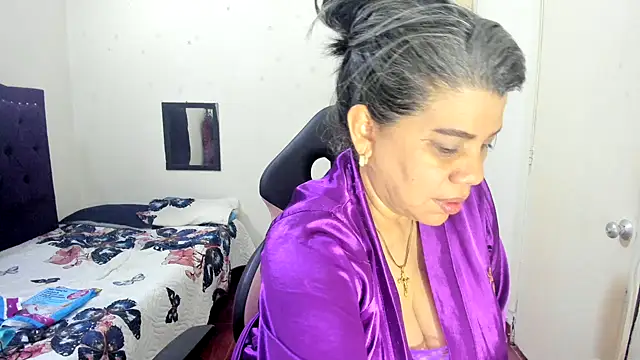 vikyadams online show from 02/13/26, 08:09