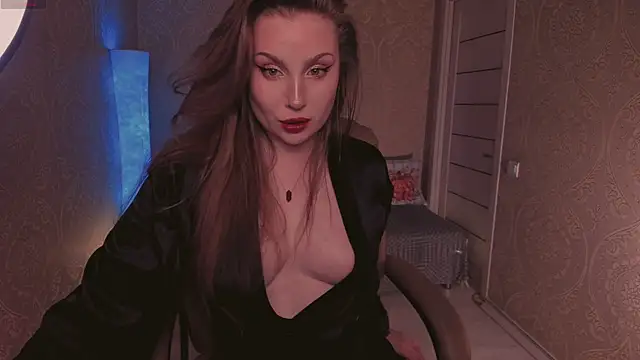 Eesmaaarrr online show from 12/18/25, 11:08