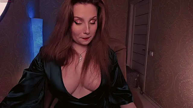 Eesmaaarrr online show from 12/21/25, 11:27