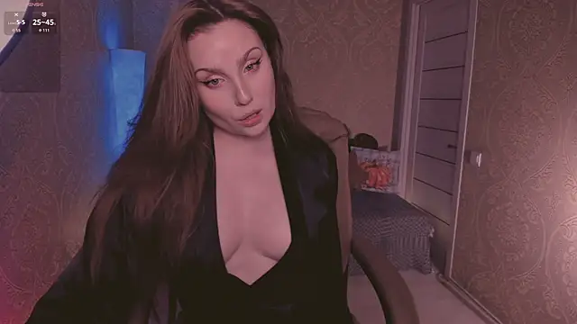 Eesmaaarrr online show from 10/24/25, 11:37