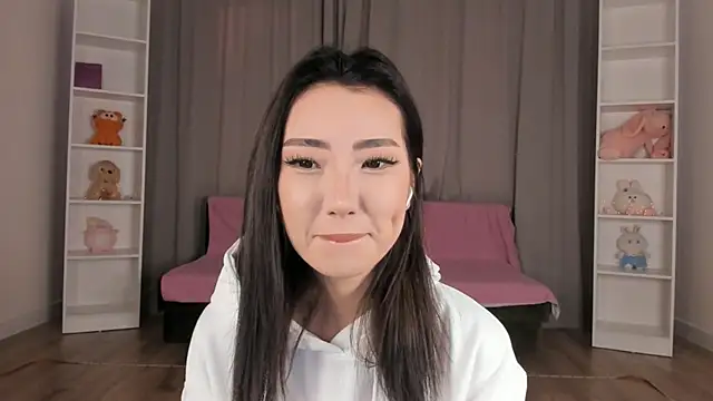 tinki winkii online show from 11/07/25, 08:30