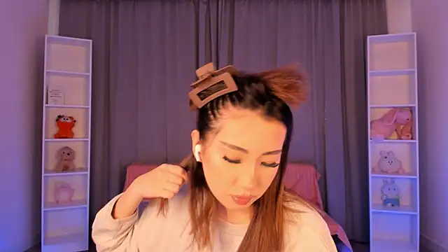 tinki winkii online show from 12/18/25, 06:40