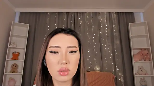 tinki winkii online show from 11/20/25, 04:35