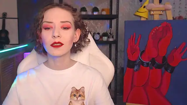 Snapshot of FascinatingEyess chatting on 02/18/26, 07:10 FascinatingEyess online show from 02/18/26, 07:10