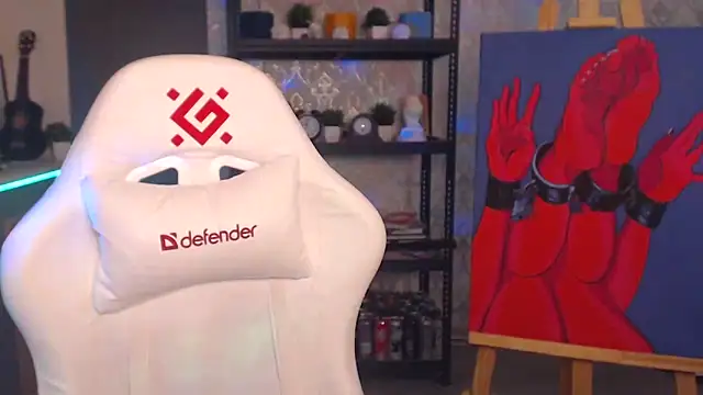 FascinatingEyess online show from 11/18/25, 07:06