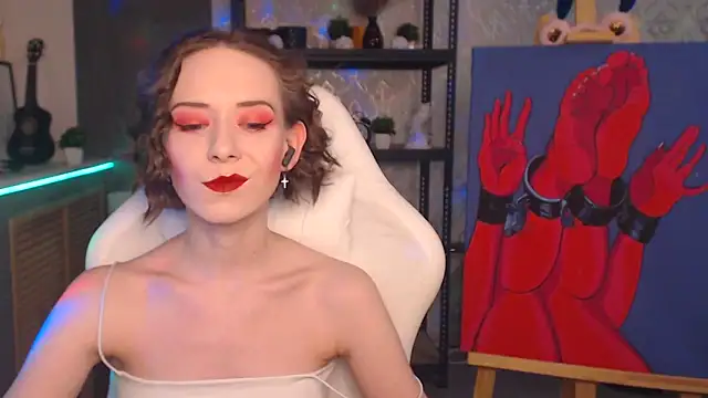 Snapshot of FascinatingEyess chatting on 02/06/26, 06:26 FascinatingEyess online show from 02/06/26, 06:26