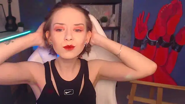 Snapshot of FascinatingEyess chatting on 03/19/25, 02:59 FascinatingEyess online show from 03/19/25, 02:59