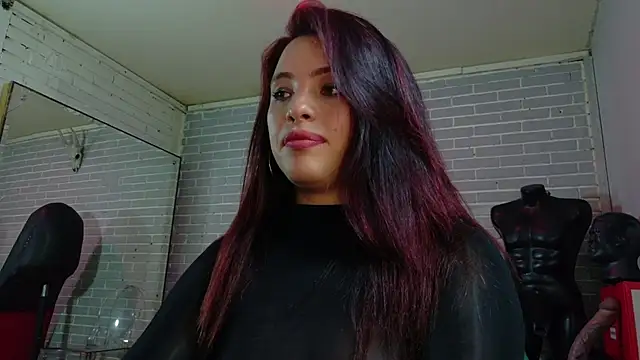 elizatexx online show from 12/05/25, 09:23