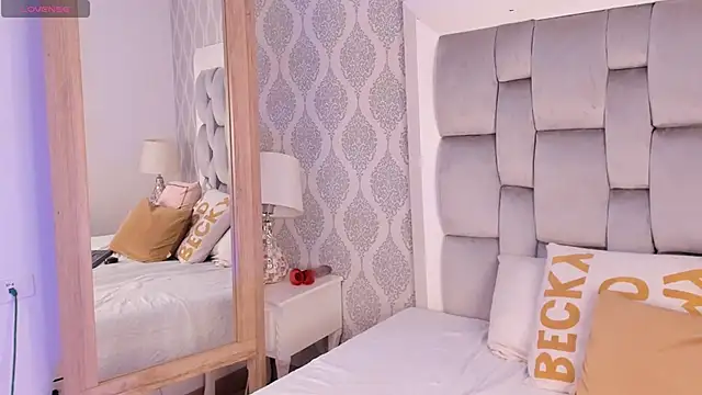 Snapshot of Cameron69_ chatting on 01/06/25, 09:54 Cameron69 online show from 01/06/25, 09:54