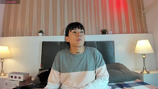 yossi peach cute online show from 05/14/26, 07:55