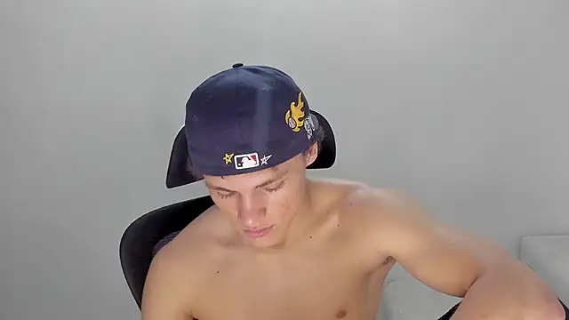 laurent nova online show from 12/13/25, 09:43