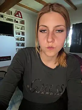 xxdorkax6 online show from 05/05/26, 11:02