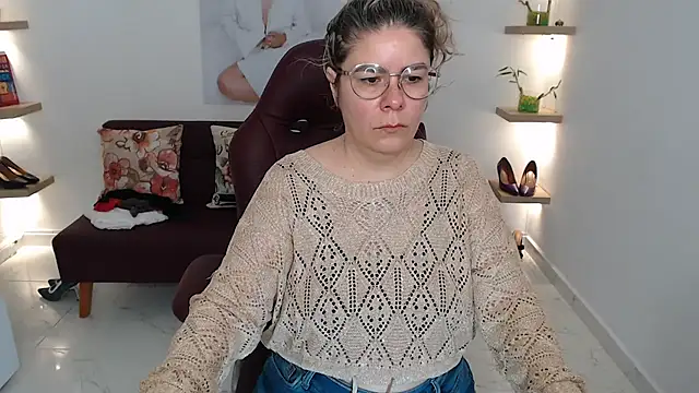 zehra sanem online show from 02/08/26, 04:15