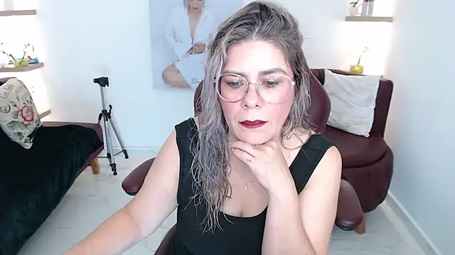 Snapshot of zehra_sanem chatting on 07/02/26, 08:59 zehra sanem online show from 07/02/26, 08:59