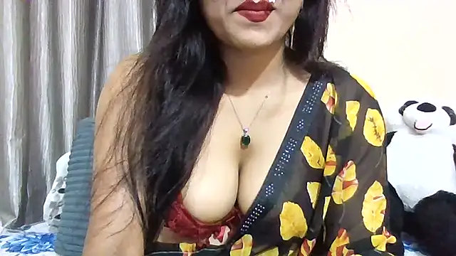 Queenhimanshi online show from 05/26/26, 07:17