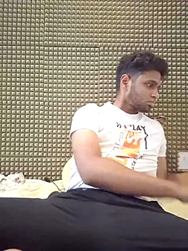 Snapshot of mykecockslong chatting on 10/11/25, 11:11 mykecockslong online show from 10/11/25, 11:11