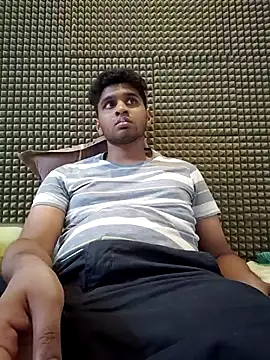 Snapshot of mykecockslong chatting on 09/29/25, 11:38 mykecockslong online show from 09/29/25, 11:38