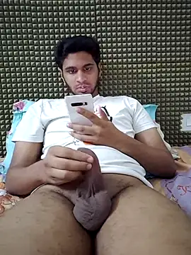 Snapshot of mykecockslong chatting on 11/23/25, 11:53 mykecockslong online show from 11/23/25, 11:53