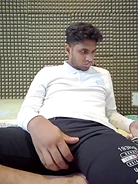 Snapshot of mykecockslong chatting on 10/01/25, 11:14 mykecockslong online show from 10/01/25, 11:14