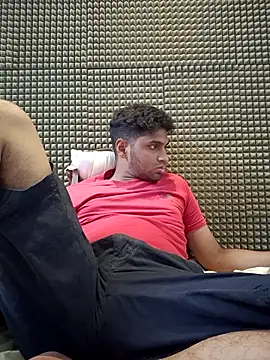 Snapshot of mykecockslong chatting on 09/28/25, 04:58 mykecockslong online show from 09/28/25, 04:58