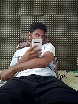 Snapshot of mykecockslong chatting on 10/09/25, 09:10 mykecockslong online show from 10/09/25, 09:10