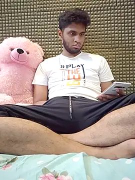 Snapshot of mykecockslong chatting on 10/28/25, 09:41 mykecockslong online show from 10/28/25, 09:41