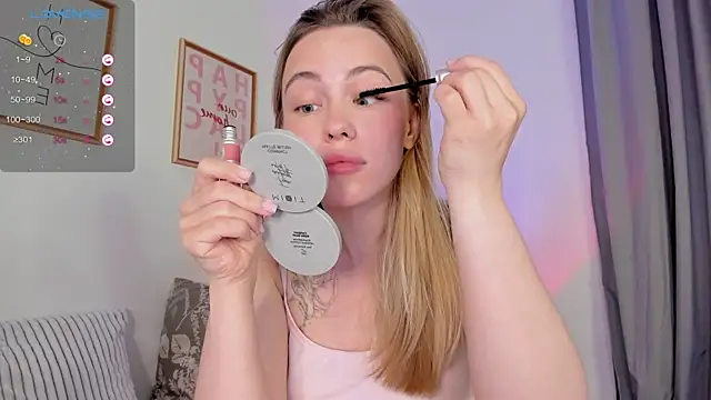 damn cutie online show from 10/21/25, 04:50