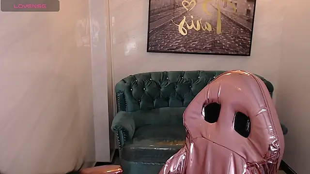  lucy v online show from 03/13/25, 04:16