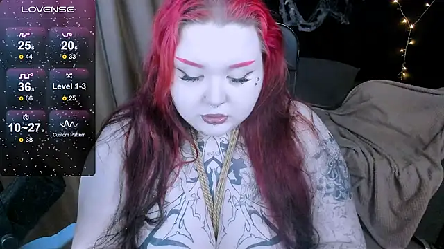 Gotic Pie online show from 10/28/25, 02:16