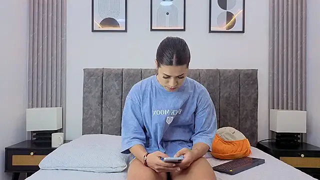 Luciana Ortiz1 online show from 02/24/26, 01:34