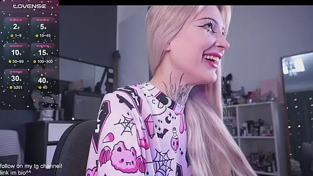 fraulein mooon online show from 09/25/25, 08:48