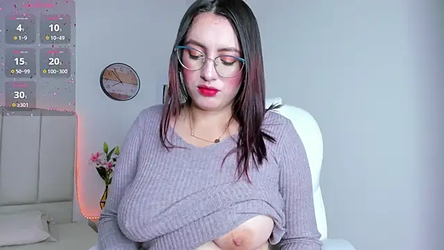 VioletPearson online show from 10/15/25, 12:24