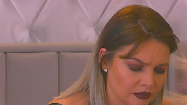 Snapshot of RissaRheys chatting on 11/25/25, 06:52 RissaRheys online show from 11/25/25, 06:52