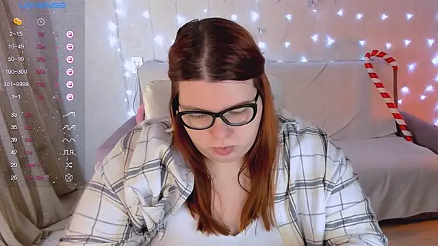 Snapshot of Melissa_Purr chatting on 01/07/25, 03:03 Melissa Purr online show from 01/07/25, 03:03